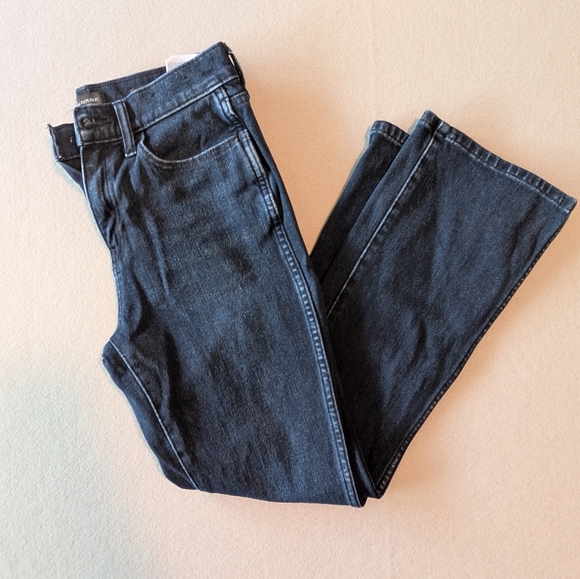 Banana Republic Premium Denim High-Rise Crop Boot Cut Jeans Dark Wash Sz 26 - Picture 3 of 10